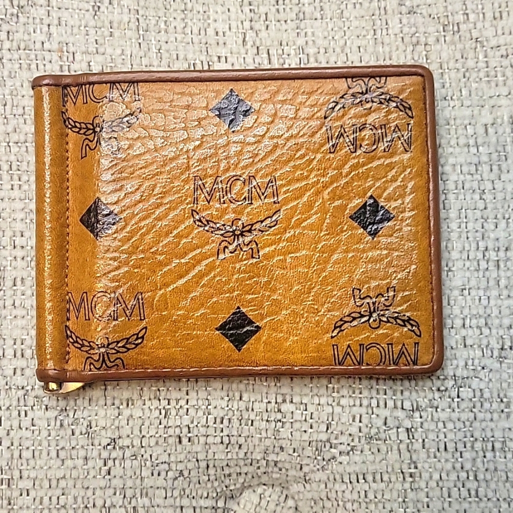MCM Wallet